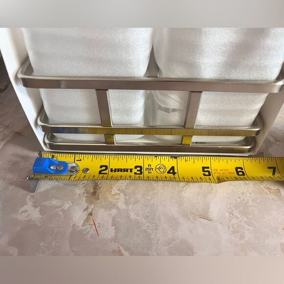 BH&G Soap and lotion dispenser and caddy - Picture 3 of 6